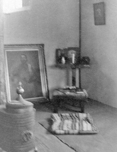 Meditation-Cabin-interior